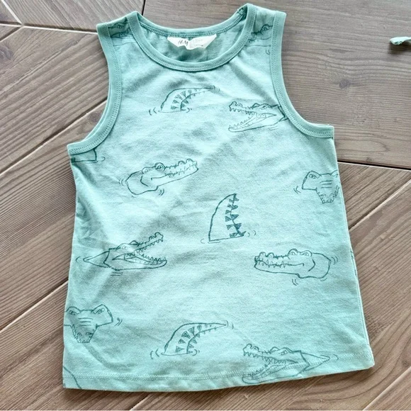 H&M l Boys Alligator Tank & Short Set l Size: 5Y-6Y - Picture 4 of 7